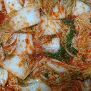 fermented cabbage leaves with red pepper flakes